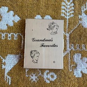 Vintage Grandma’s Favorites Brass Photo Album Holder